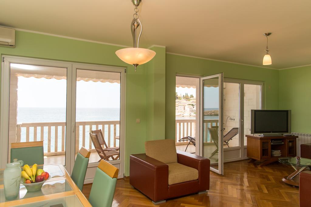 Saint Stefan Apartments Sveti Stefan Habitación foto
