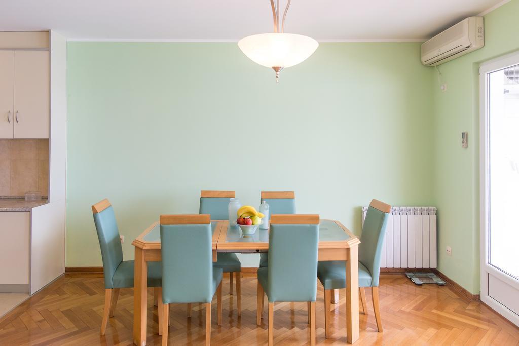 Saint Stefan Apartments Sveti Stefan Habitación foto